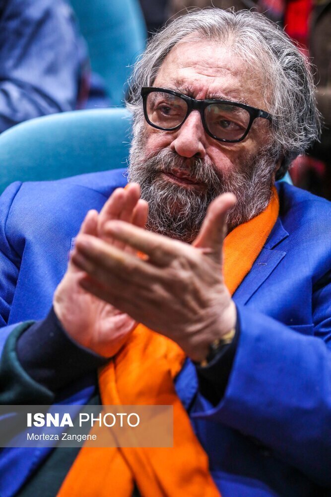 تصاویر | مسعود کیمیایی شکار شد؛ از قهقهه زدن‌ آقای کارگردان تا بغض و ...