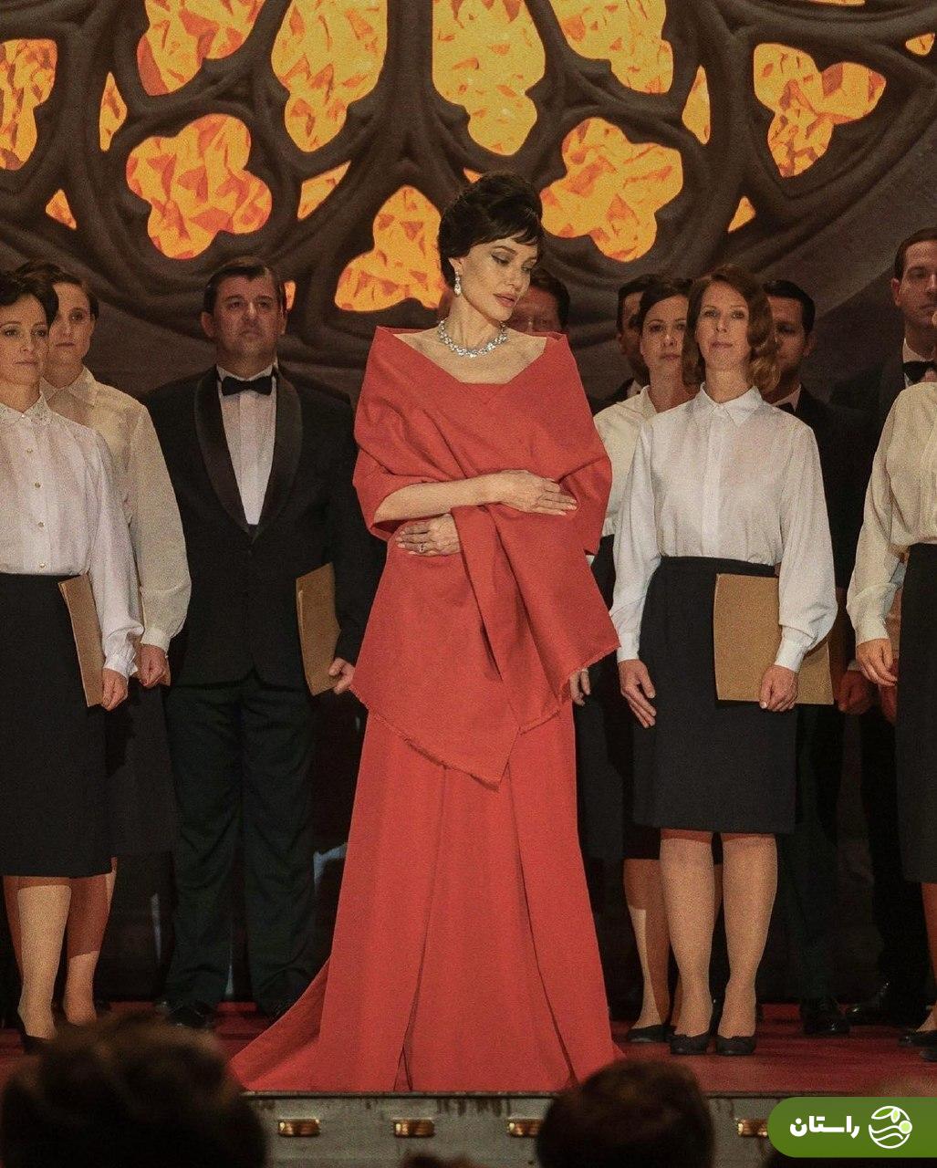 تصاویر | لباس‌های خاص آنجلینا جولی در نقش جدیدش ماریا