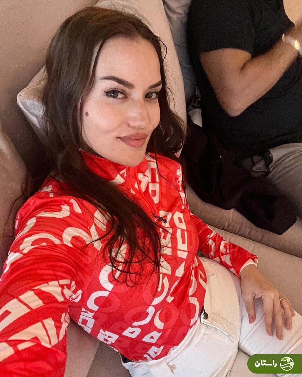 تصاویر |‌ تعطیللات زمستانی فحریه اوجن به همراه همسر و فرزندانش