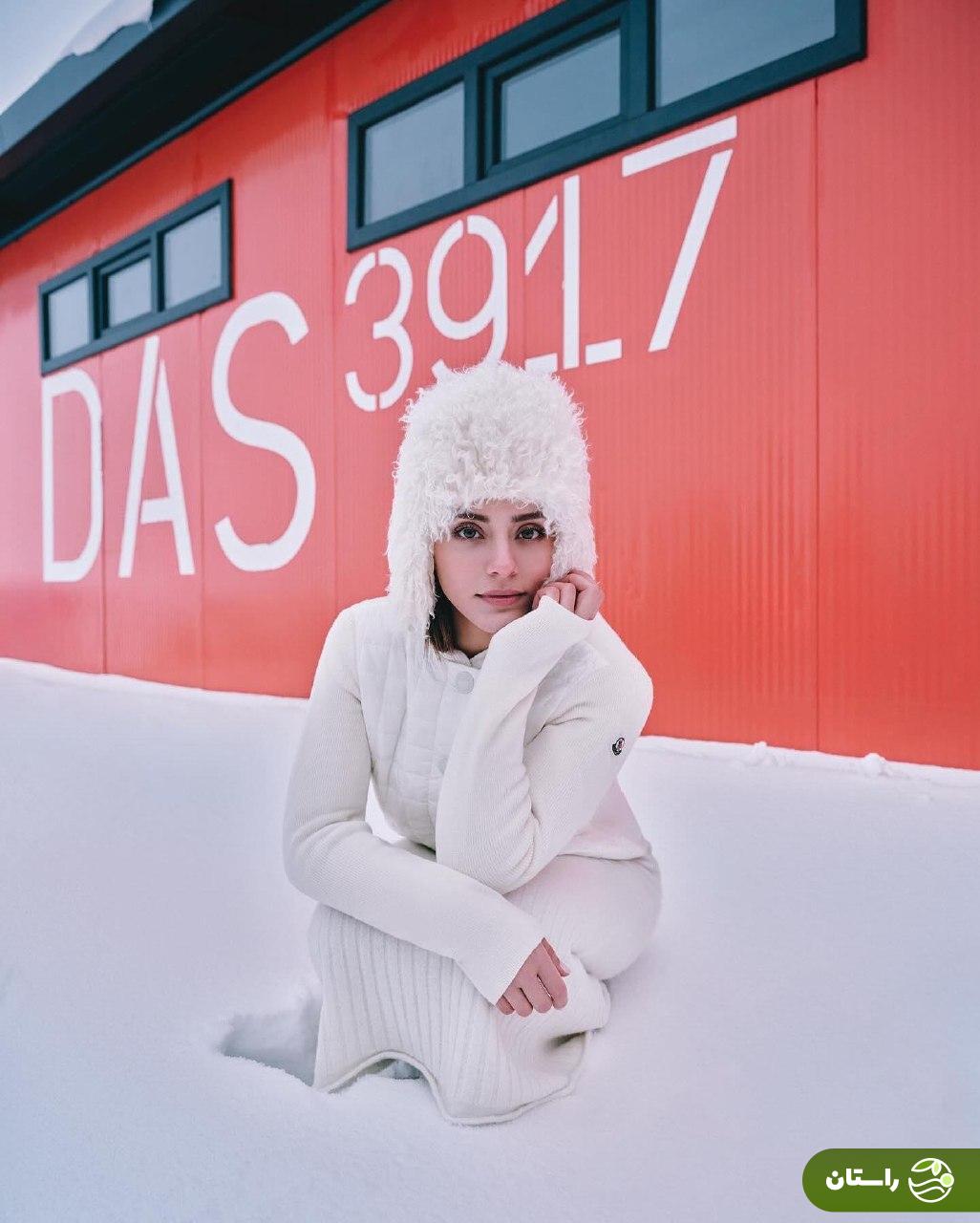 تصاویر |‌ استایل‌های جذاب زمستانی سیلا ترک‌اوغلو بازیگر ترکیه‎ای