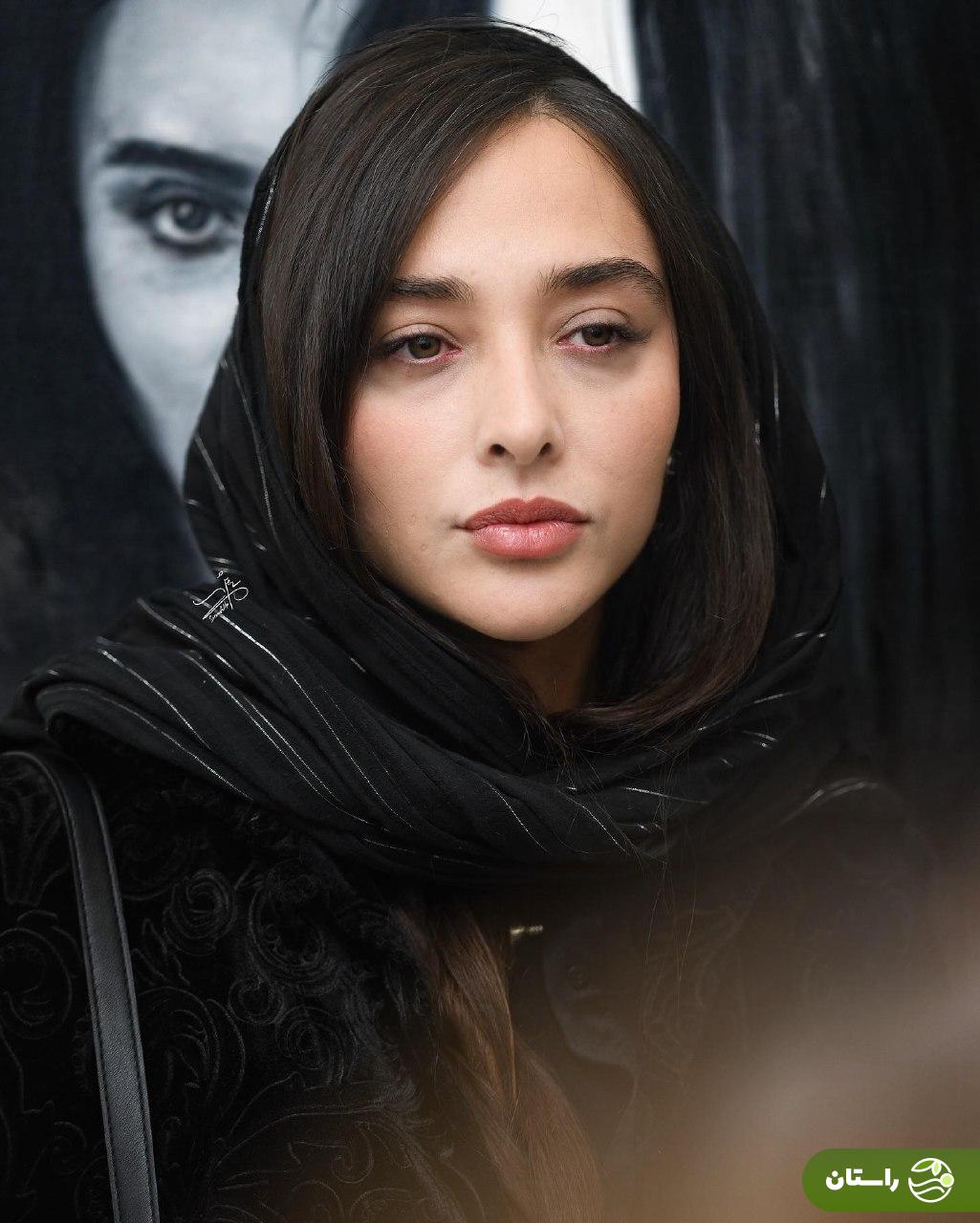 تصاویر | استایل جذاب رویا جاویدنیا و آناهیتا درگاهی در یک نمایشگاه