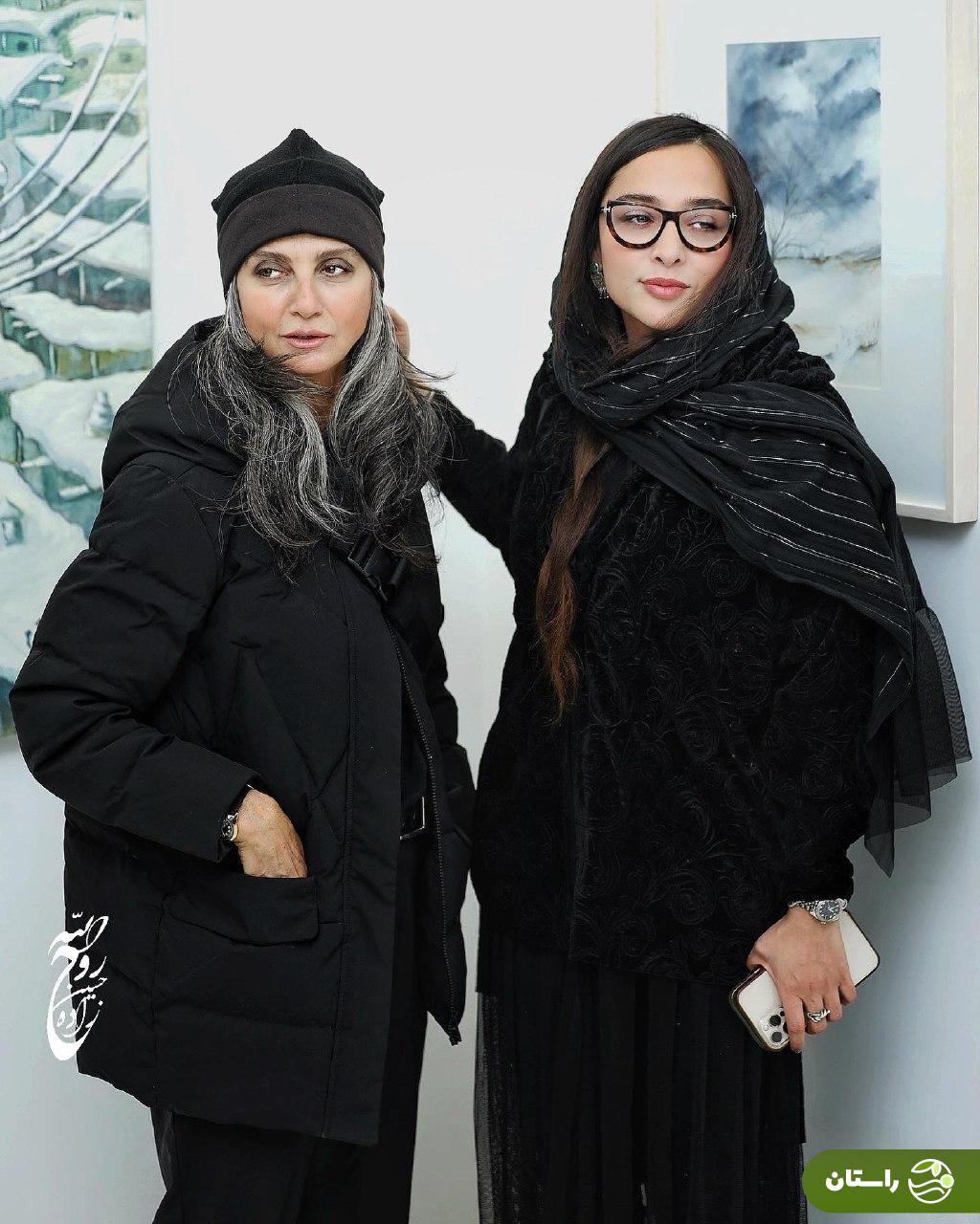 تصاویر | استایل جذاب رویا جاویدنیا و آناهیتا درگاهی در یک نمایشگاه