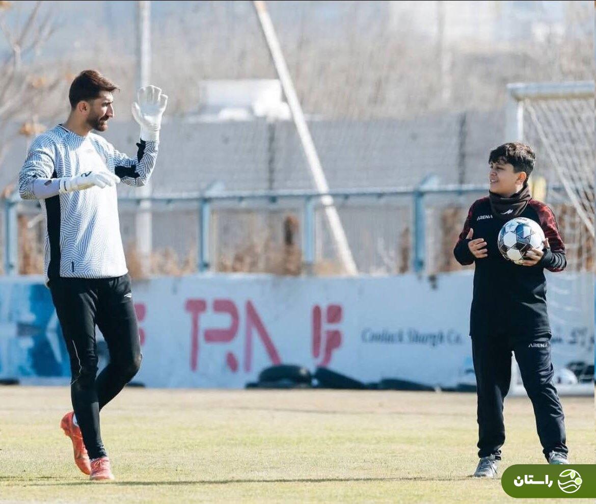 عکس | تمرین پدر و پسری علیرضا بیرانوند در تراکتور عکس | تمرین پدر و پسری علیرضا بیرانوند در تراکتور