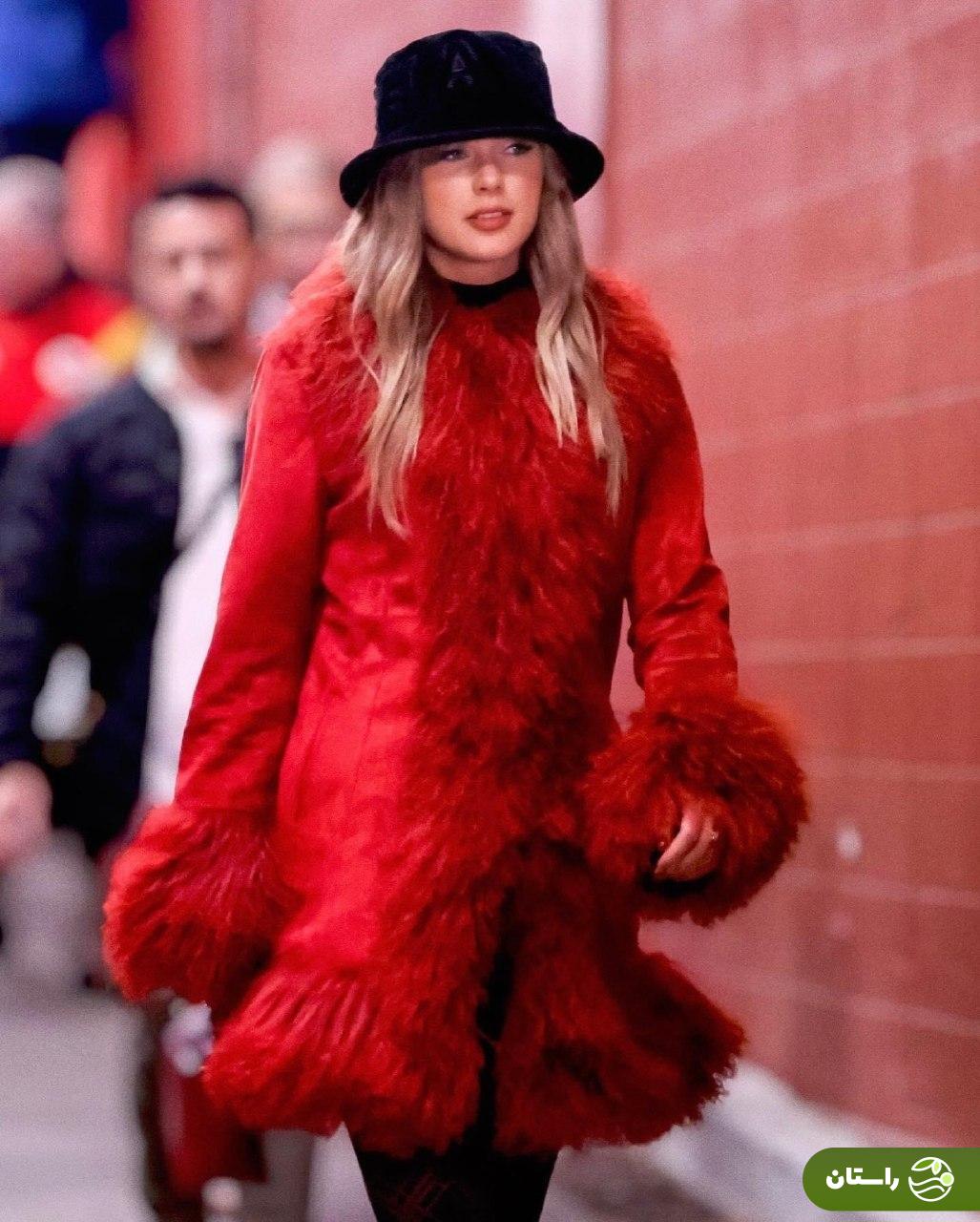 تصاویر | استایل کریسمسی تیلور سوئیفت تصاویر | استایل کریسمسی تیلور سوئیفت