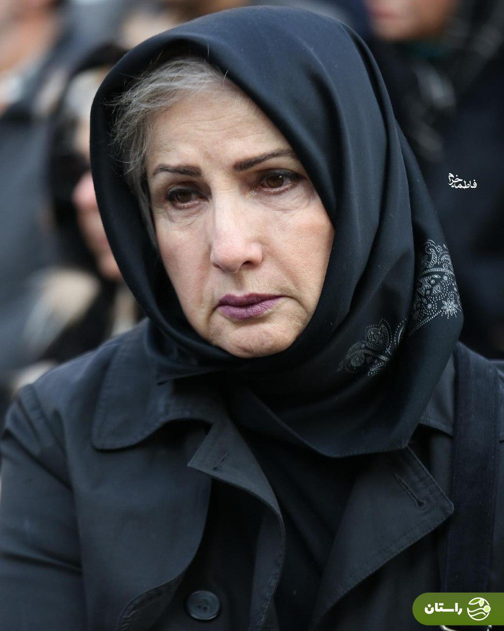 تصاویر | هنرمندان در مراسم تشییع ژاله علو تصاویر | هنرمندان در مراسم تشییع ژاله علو