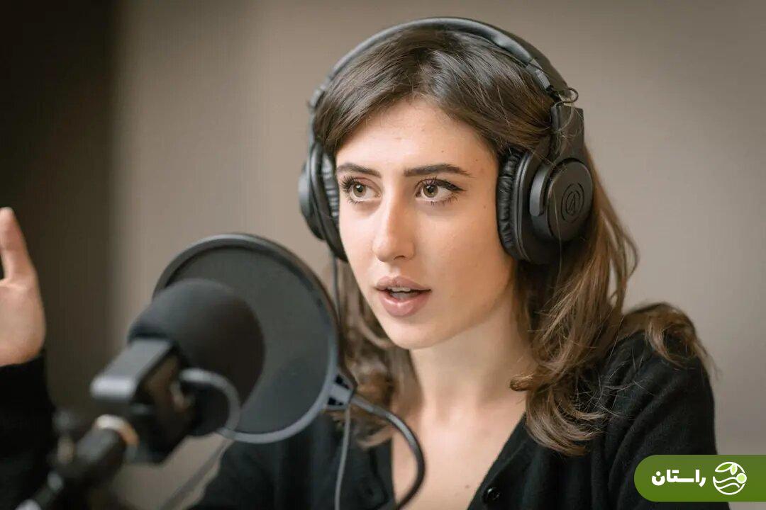 چچیلیا سالا، روزنامهنگار ایتالیایی که در تهران بازداشت شده کیست؟ + تصاویر چچیلیا سالا، روزنامهنگار ایتالیایی که در تهران بازداشت شده کیست؟ + تصاویر