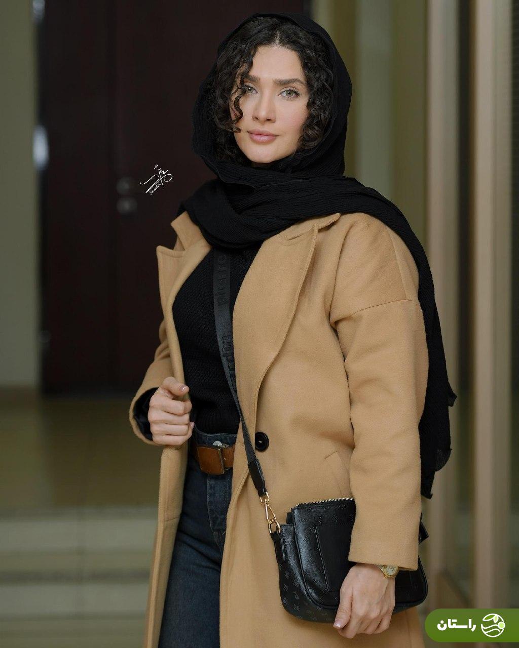 تصاویر | تیپ مشکی الناز ملک با کلاه در اکران پیشمرگ