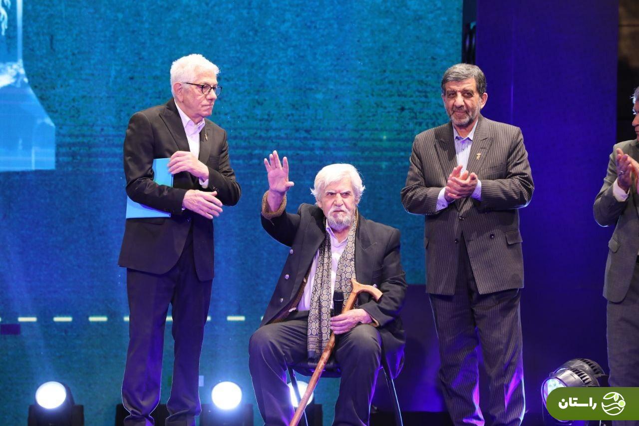 برندگان سیمرغ بلورین چهل و سومین جشنواره فیلم فجر معرفی شدند؛ مصطفی زمانی بهترین بازیگر مرد و فریبا نادری بهترین بازیگر زن برندگان سیمرغ بلورین چهل و سومین جشنواره فیلم فجر معرفی شدند؛ مصطفی زمانی بهترین بازیگر مرد و فریبا نادری بهترین بازیگر زن