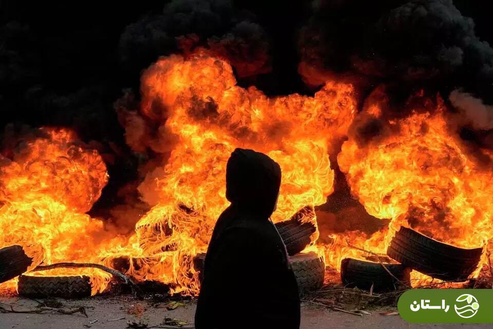 عکس یادگاری مورگان اورتگاس، فرستاده آمریکا به لبنان با گلوله راکت ایرانی