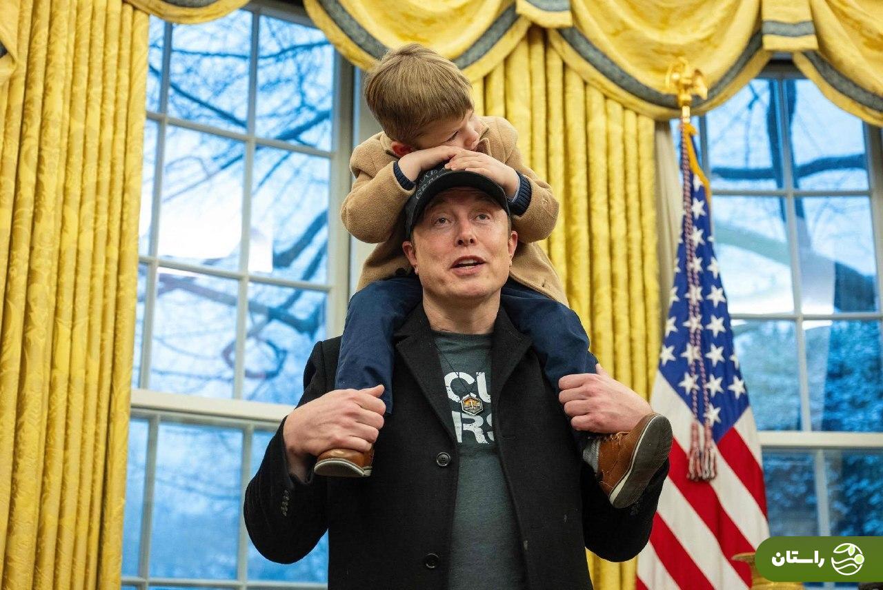 تصاویر | حضور حاشیه ساز ایلان ماسک و پسرش در دفتر بیضی کاخ سفید تصاویر | حضور حاشیه ساز ایلان ماسک و پسرش در دفتر بیضی کاخ سفید