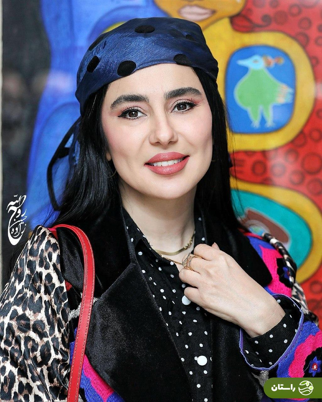 تصاویر | استایل متفاوت و خاص شیدا یوسفی در نمایشگاه نقاشی ثمره بختیاری