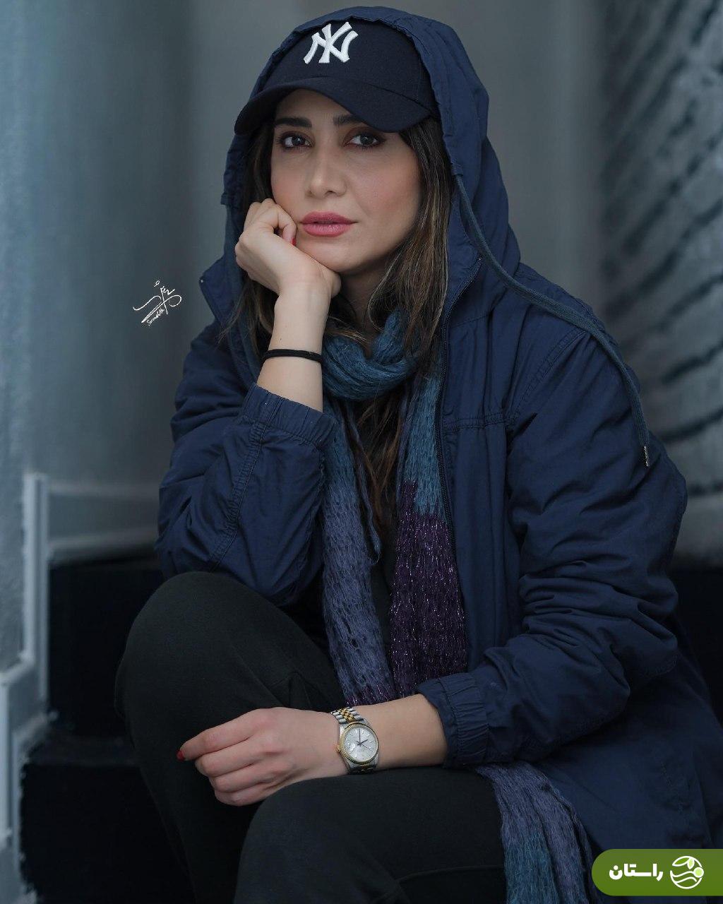 جدیدترین تصاویر نیکی مظفری با تیپی متفاوت