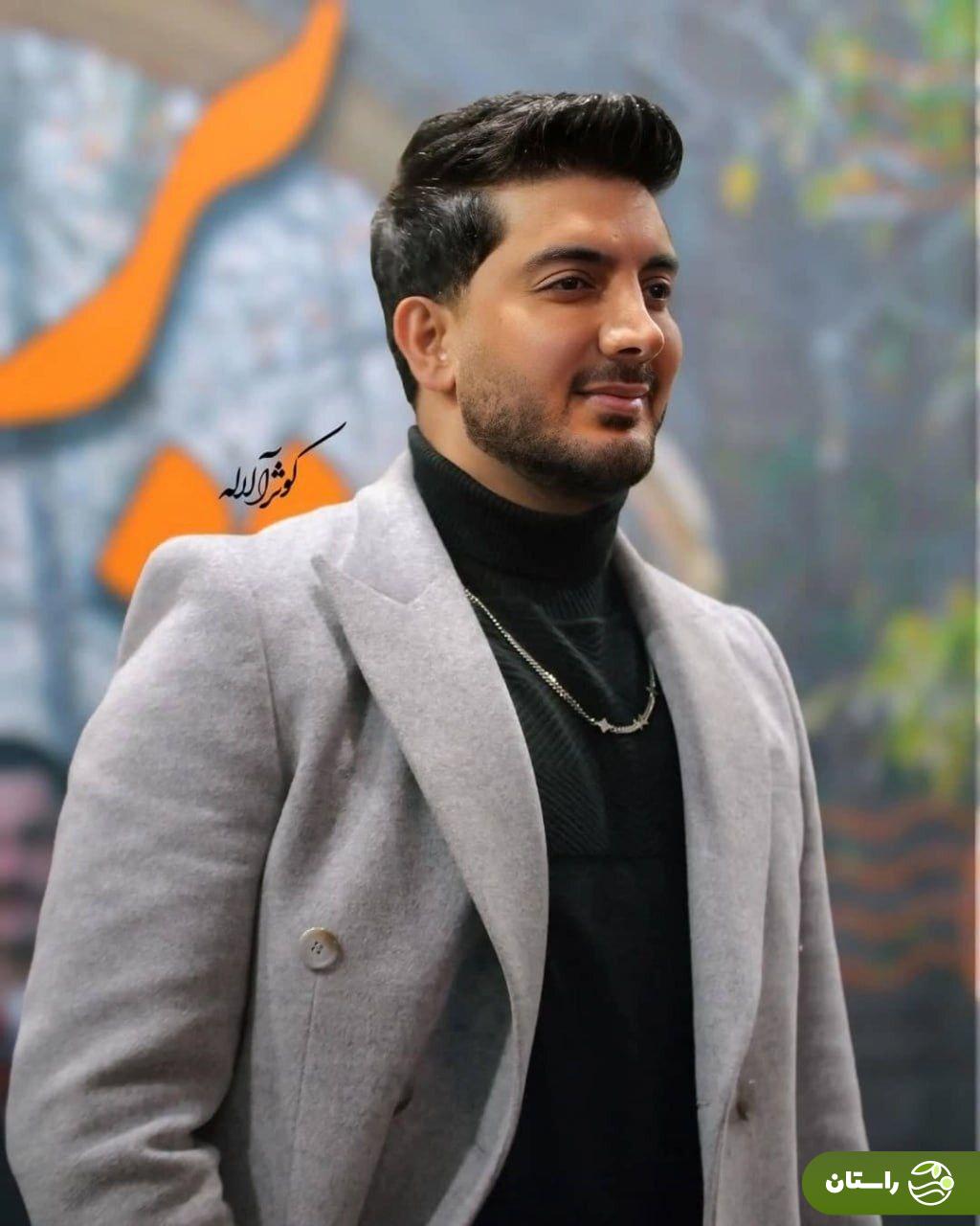 تصاویر | گردنبند گرانقیمت فرزاد فرزین در اکران خصوصی