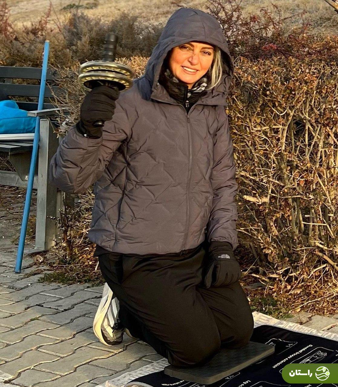 تصاویر |  ژست‌های ورزشی رویا جاوید سینمای ایران در دل طبیعت