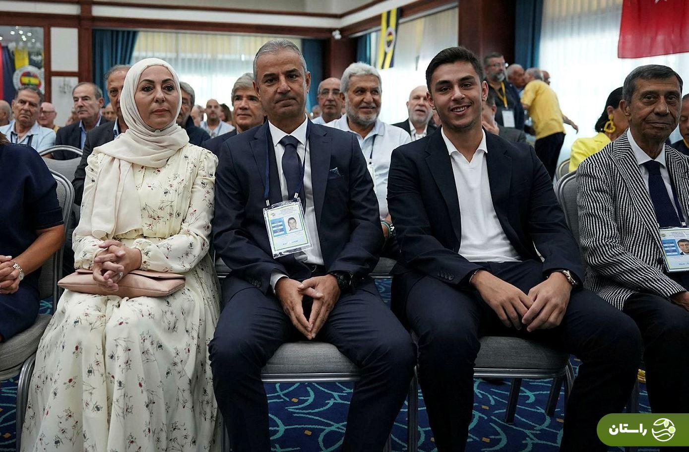 بیوگرافی اسماعیل کارتال سرمربی پرسپولیس؛ دختر، پسر و همسر اسماعیل کارتال را بشناسید اسماعیل کارتال به همراه پسر و همسرش