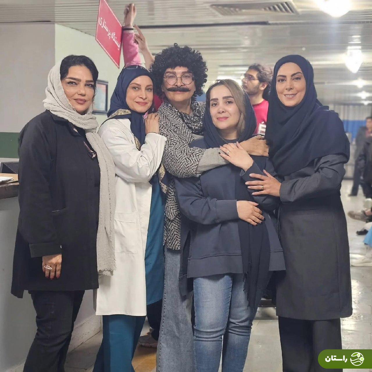 تصاویر | نیلوفر شهیدی با گریم مردانه در کنار مینا نوروزی و مریم کاویانی