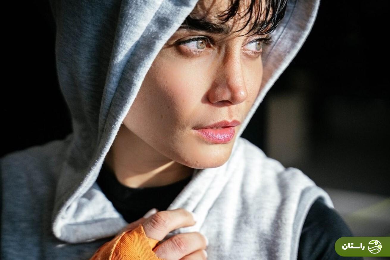 تینا آخوندتبار