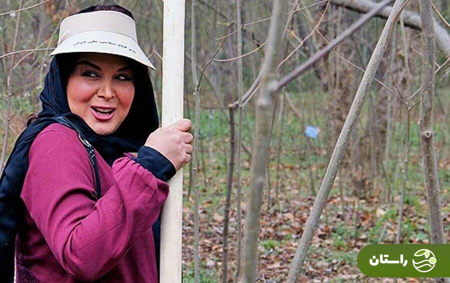 تصاویر | تونل زمان؛ گوهر خیراندیش، مرجانه گلچین، بیتا سحرخیز و شهره سلطانی با بیل و آبپاش در سال ۹۲ تصاویر | تونل زمان؛ گوهر خیراندیش، مرجانه گلچین، بیتا سحرخیز و شهره سلطانی با بیل و آبپاش در سال ۹۲