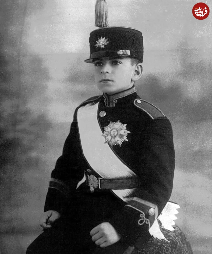 عکس تونل زمان؛ کودکی «محمدرضا پهلوی» در یازده سالگی سال ۱۳۰۹