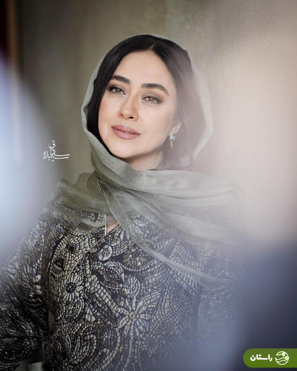 عکس | ژست‌ها و تیپ جذاب بهاره کیان افشار بازیگر سریال آبان