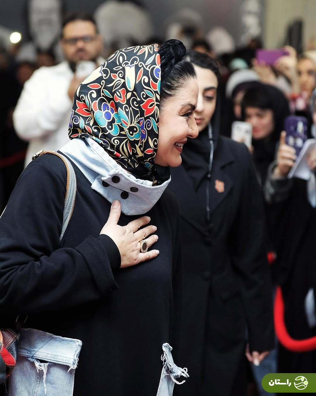 تصاویر | تصاویر | استقبال پرشور شیرازی‌ها از مریلا زارعی در اکران موسی کلیم‌الله