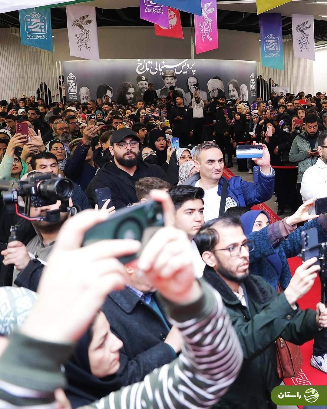 تصاویر | تصاویر | استقبال پرشور شیرازی‌ها از مریلا زارعی در اکران موسی کلیم‌الله