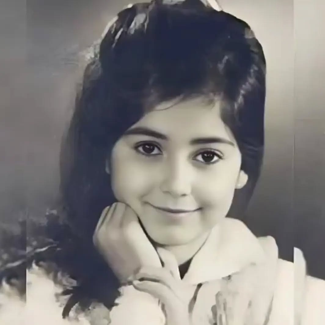 عکس | تونل زمان؛ کودکیِ «شهره صولتی» در ۶ سالگی؛ سال ۴۳