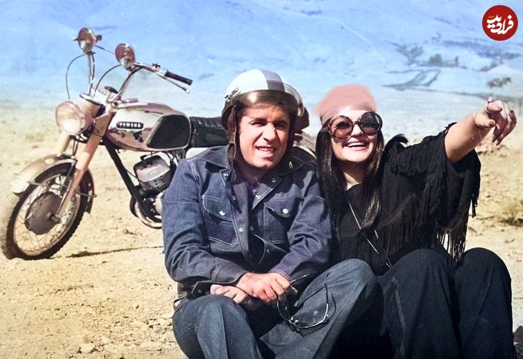 عکس | تونل زمان؛ پرویز صیاد و شهناز تهرانی و یک موتور خاطرانگیز در سال ۵۱ پرویز صیاد و شهناز تهرانی