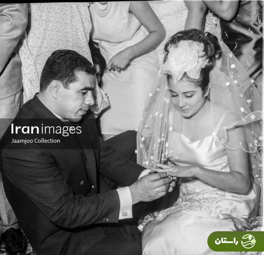 عکس | تونل زمان؛ مراسم عروسی غلامرضا تختی و شهلا در ۱۲ آبان سال ۴۵ روزی که هیچ نشانی از خودکشی در چهره پهلوان نبود عکس | تونل زمان؛ مراسم عروسی غلامرضا تختی و شهلا در ۱۲ آبان سال ۴۵ روزی که هیچ نشانی از خودکشی در چهره پهلوان نبود