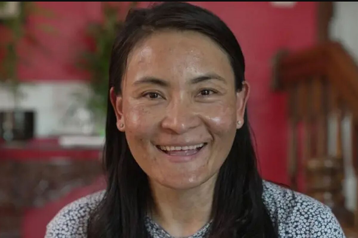 زنی که اورست را در ۱۵ ساعت فتح کرد، کیست؟ زنی که اورست را در ۱۵ ساعت فتح کرد، کیست؟