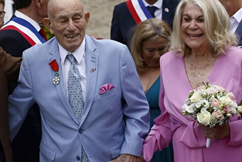 کهنه‌سرباز ۱۰۰ ساله با نامزد ۹۶ ساله‌‌اش ازدواج کرد