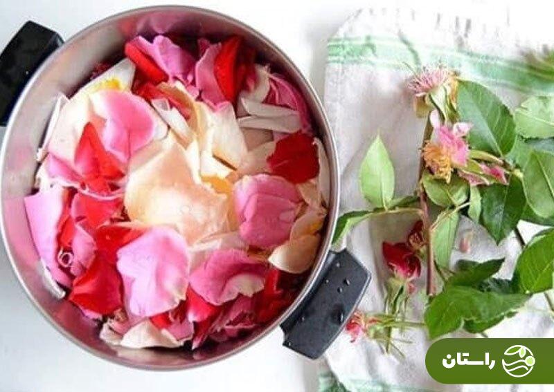 طرز تهیه گلاب در خانه با زودپز!