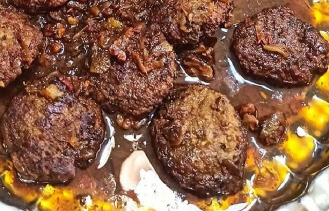 طرز تهیه آغوز کوکو؛ کوکوی و خوشمزه و اصالتا شمالی با گردو و رب انار طرز تهیه آغوز کوکو؛ کوکوی و خوشمزه و اصالتا شمالی با گردو و رب انار