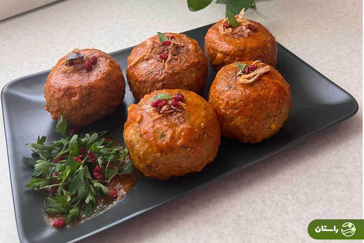 طرز تهیه کوفته تبریزی برای ۸ نفر | یک دورهمی به صرفِ یک غذای سنتی لذیذ و مقوی تبریزی!