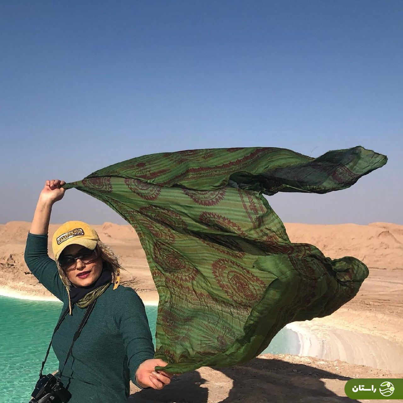 عکس‌های کویری لادن مستوفی