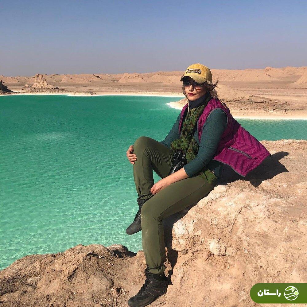 عکس‌های کویری لادن مستوفی