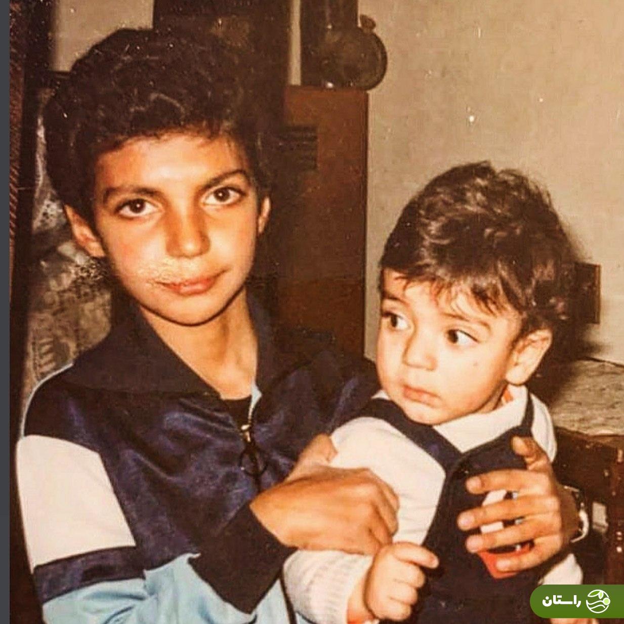 عکس | کودکی عادل فردوسی‌پور و برادرش