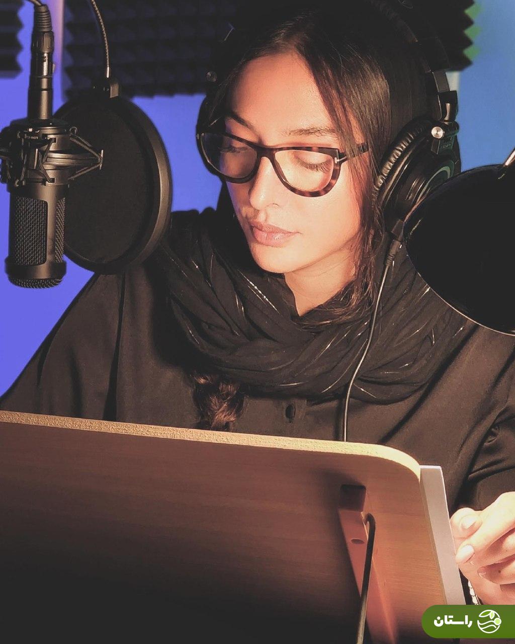 عکس | اجرای آناهیتا درگاهی در رادیو گوشه عکس | اجرای آناهیتا درگاهی در رادیو گوشه