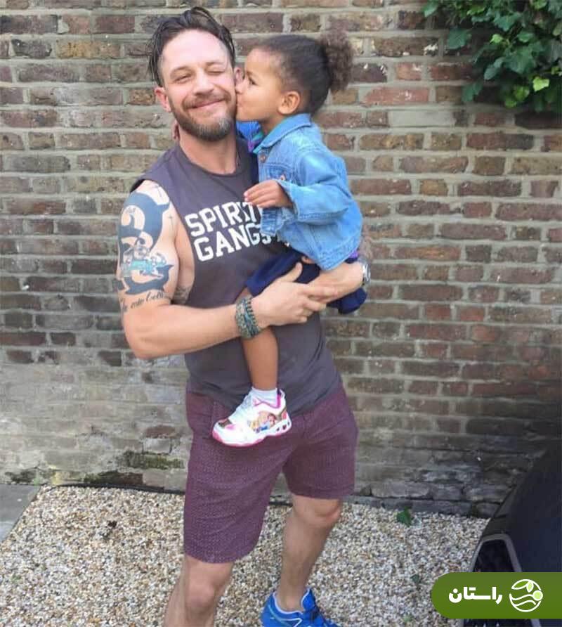 زندگی خصوصی تام هاردی (Tom Hardy)؛ عشق به بچهها و یک زندگی زناشویی خاصِ غیرهالیوودی زندگی خصوصی تام هاردی (Tom Hardy)؛ عشق به بچهها و یک زندگی زناشویی خاصِ غیرهالیوودی
