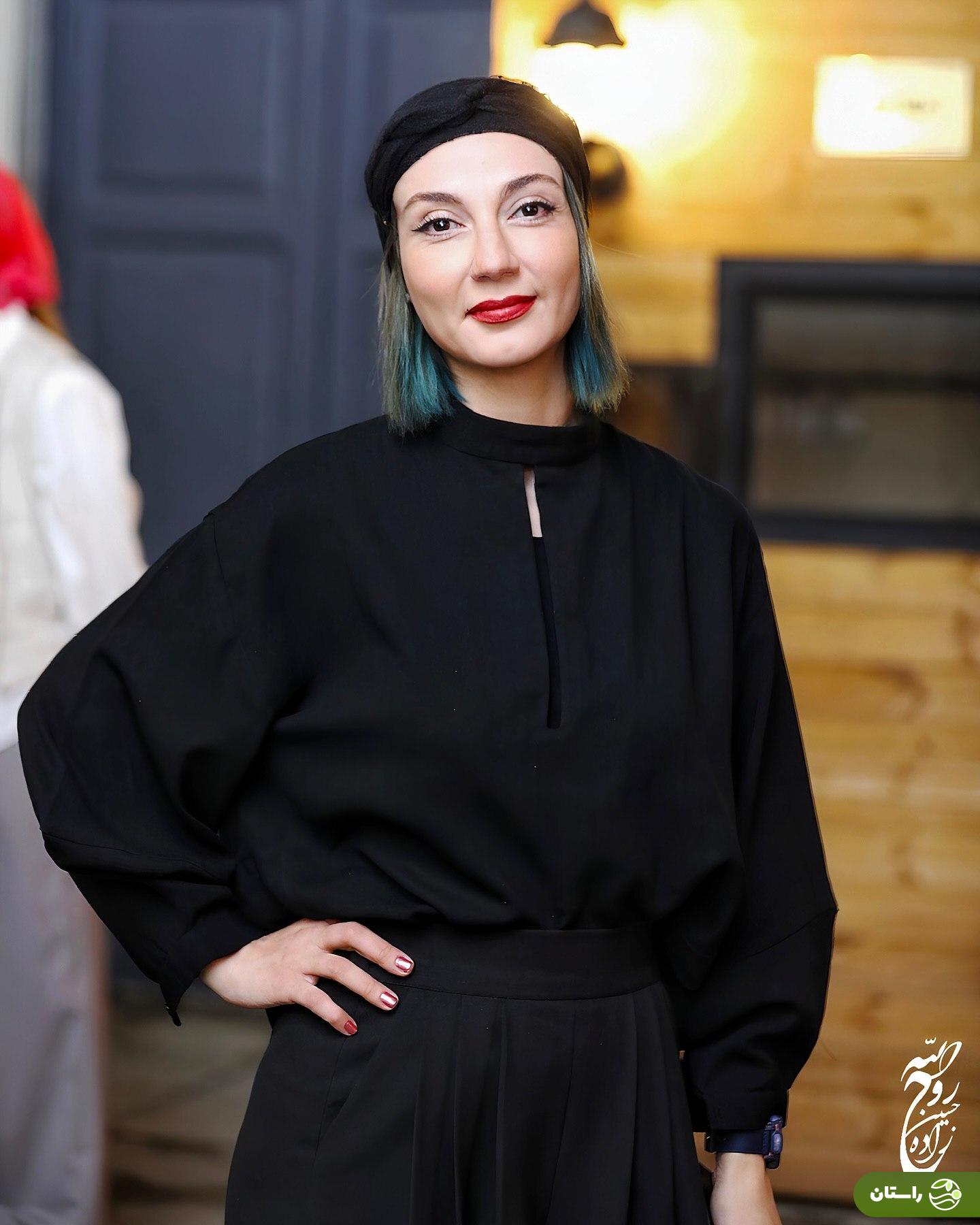 تصاویر | ژست‌های جذاب حدیث میرامینی در افتتاحیه نمایش بی پایانی