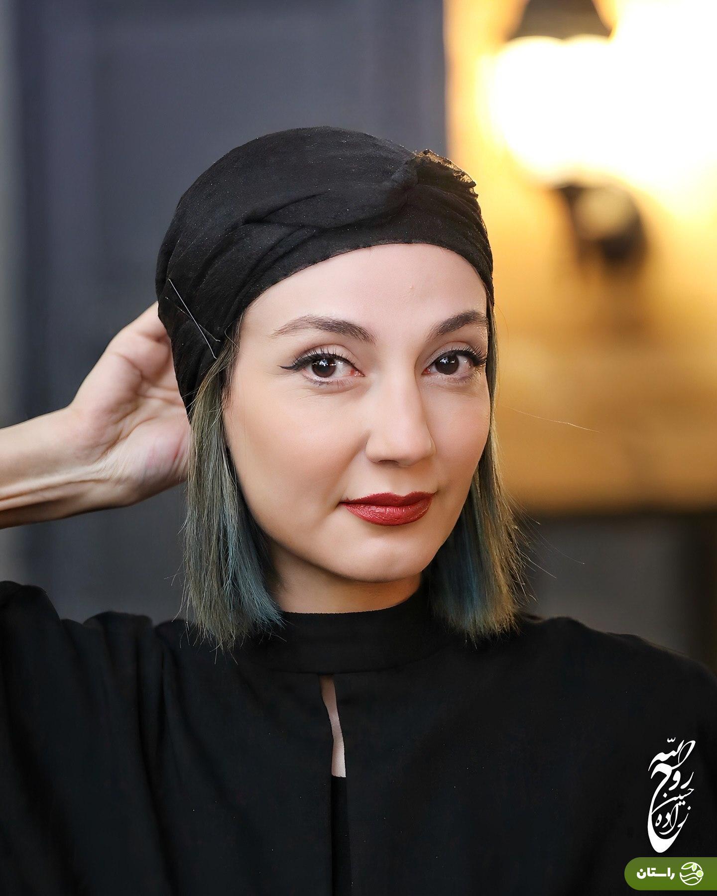 تصاویر | ژست‌های جذاب حدیث میرامینی در افتتاحیه نمایش بی پایانی