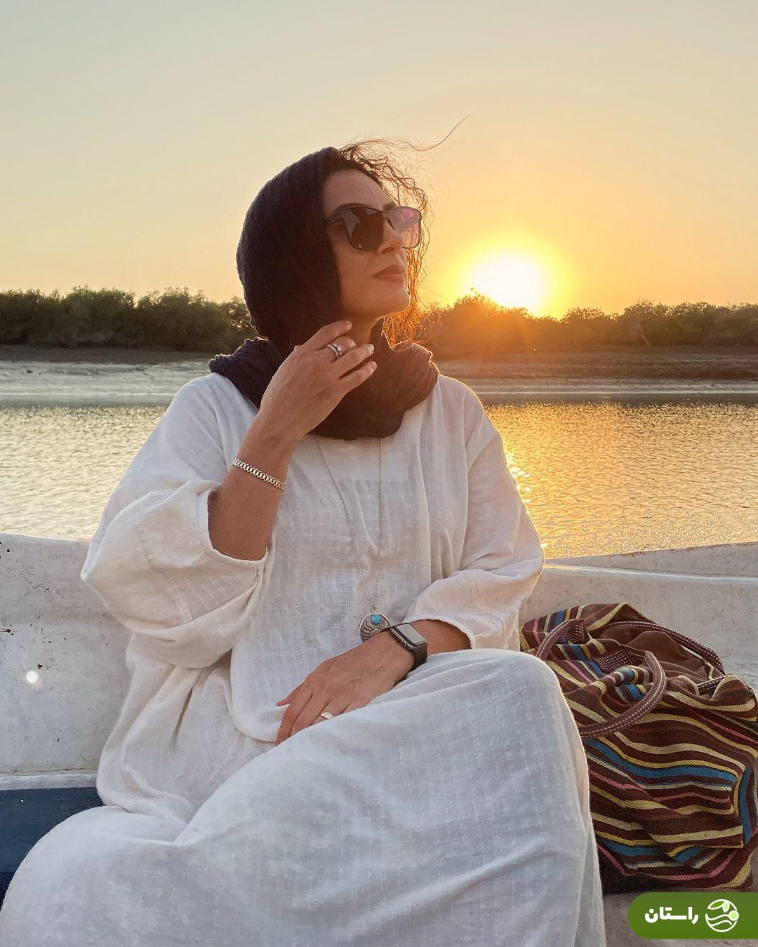 عکس | تیپ ساحلی خانم بازیگر تلویزیون در جزیره قشم