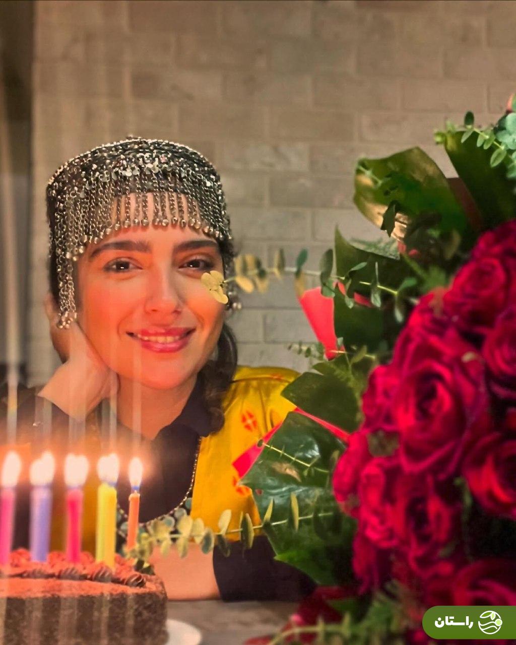 تصاویر | جشن تولد ۳۴ سالگی مونا کرمی همسر سپند امیرسلیمانی تصاویر | جشن تولد ۳۴ سالگی مونا کرمی همسر سپند امیرسلیمانی