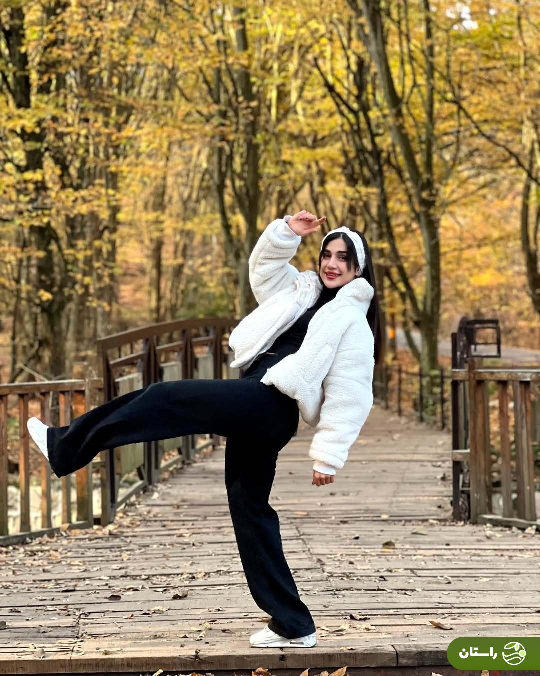 تصاویر | ژستهای خاص زهرا جودکی تصاویر | ژستهای خاص زهرا جودکی