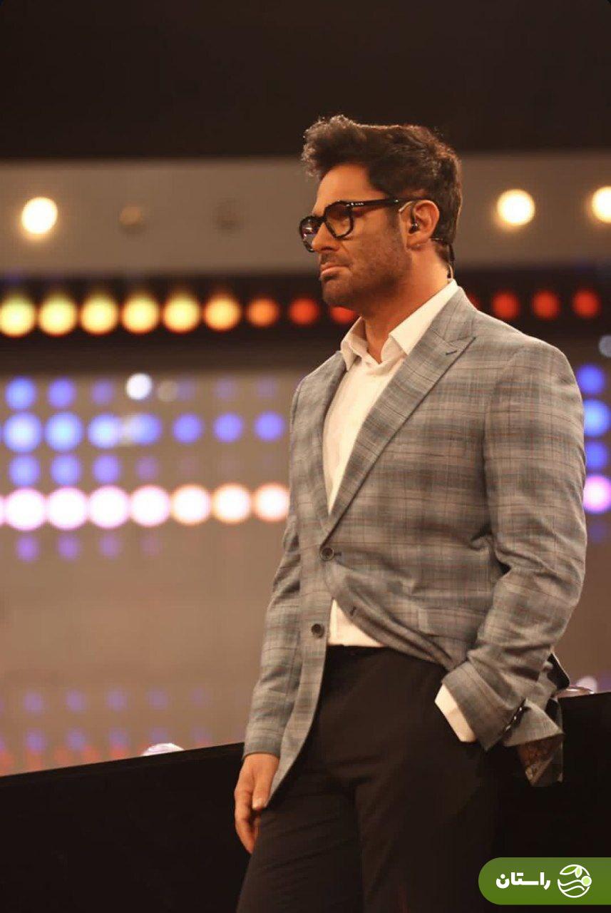 تیپ شیک رضا گلزار در قاب تلویزیون