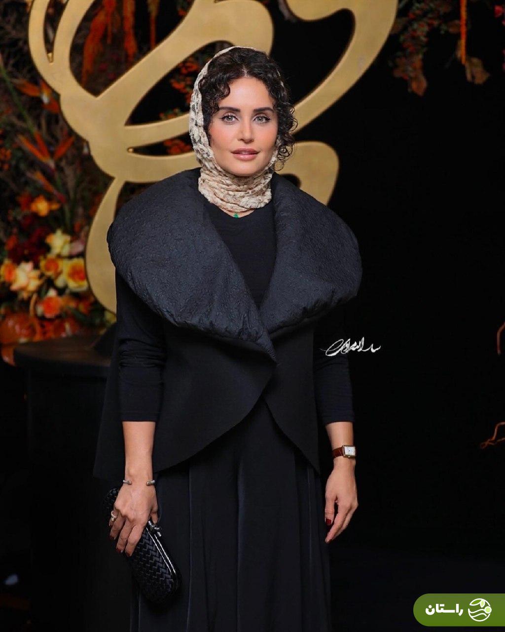 تصاویر | تیپ الناز شاکردوست در جشن حافظ حاشیهساز شد! تصاویر | تیپ الناز شاکردوست در جشن حافظ حاشیهساز شد!