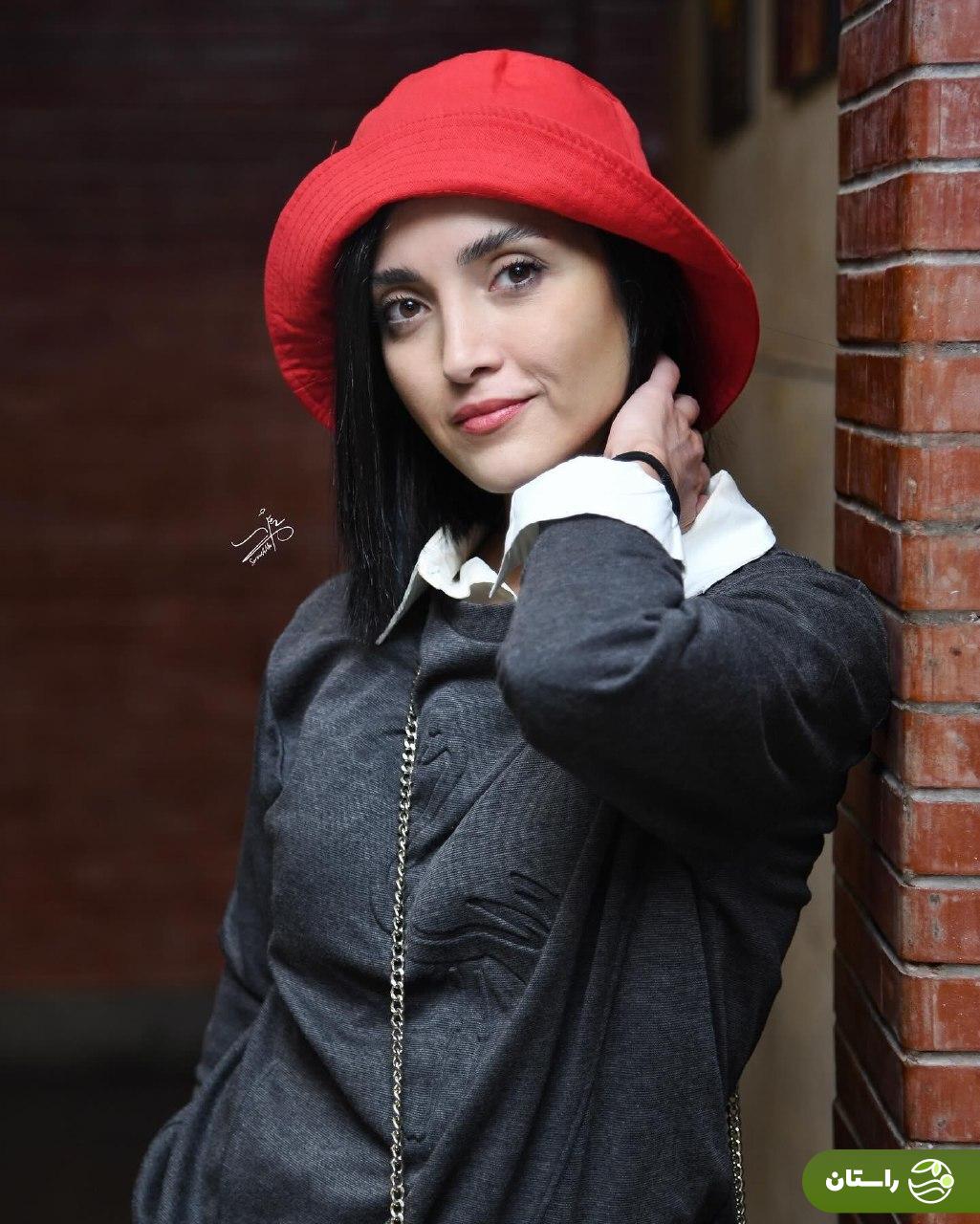 تصاویر | خاطره اسدی و سیما تیرانداز در پشت صحنه نمایش جیمی جامپ