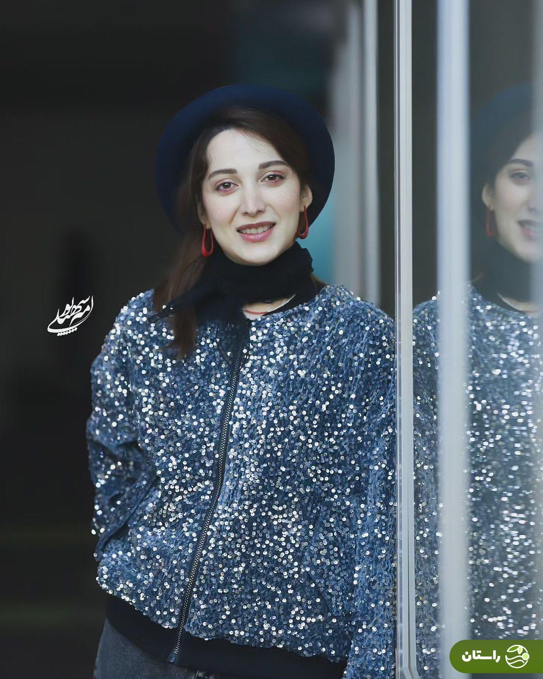 تصاویر | پوشش خاص و جذاب روشنک گرامی در اکران خصی یک فیلم تصاویر | پوشش خاص و جذاب روشنک گرامی در اکران خصی یک فیلم