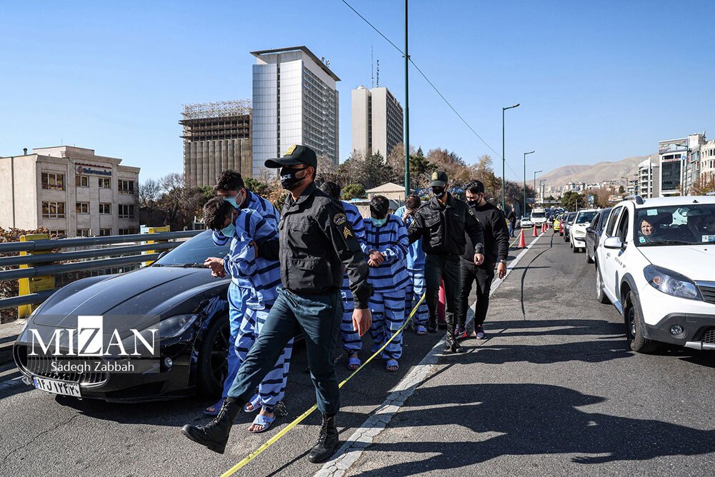 تصاویر | زورگیران پل پارک وی و بازسازی صحنه جرم تصاویر | زورگیران پل پارک وی و بازسازی صحنه جرم