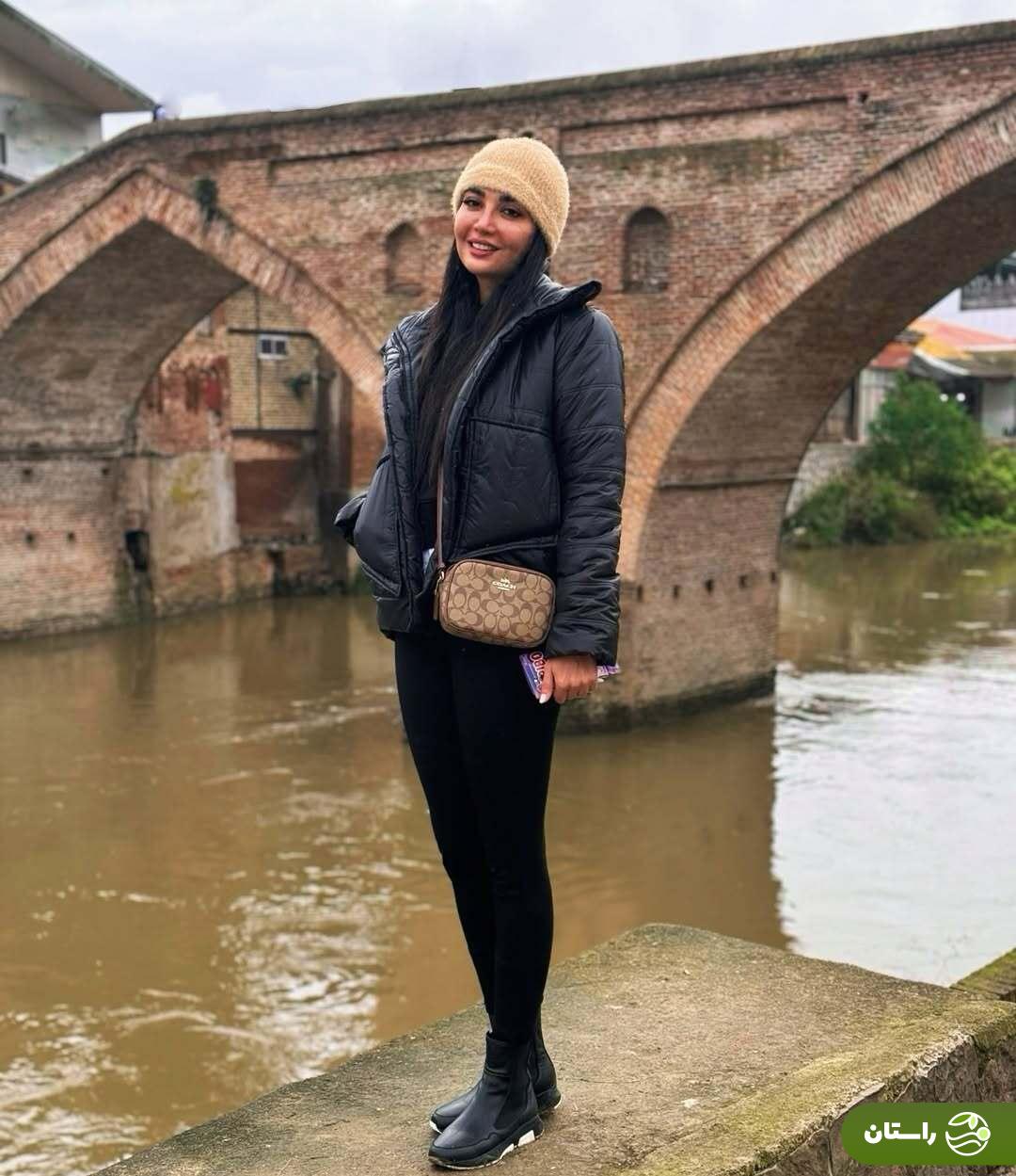 عکس‌های متفاوت هدی استواری، خانم وکیل قلابی سریال نون خ